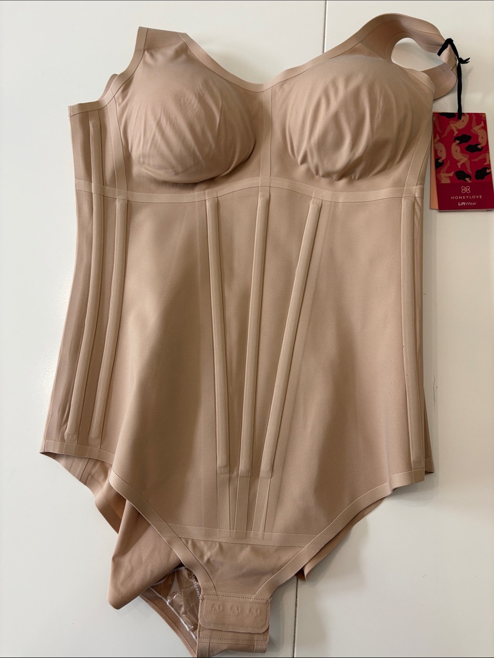 Honeylove “Boldness” Sculpting Bodysuit in Nude - NWT